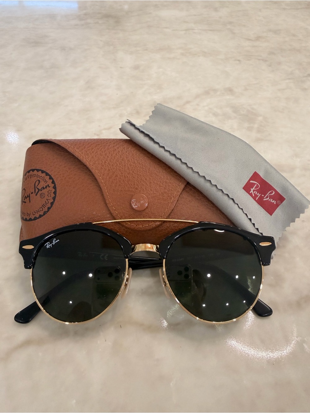 Ray-Ban Clubround Sunglasses - Black/Gold with Green Lenses
